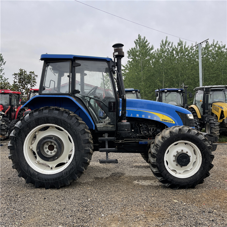 Usado Advance New Holland 120HP SNH1204 Tractor agrícola