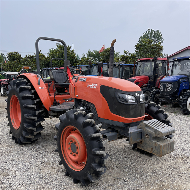 Rueda usada KUBOTA M854K 85HP 4WD tractor de tamaño pequeño