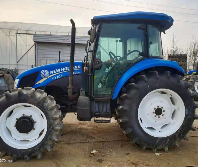 Estuche de tractor usado Nuevo Holland T1104 Equipo de tractor