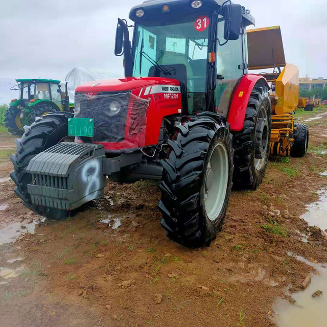 MASSEY MASSEY FERGUSON XTRA1204 120HP 4WD TRAKTOR